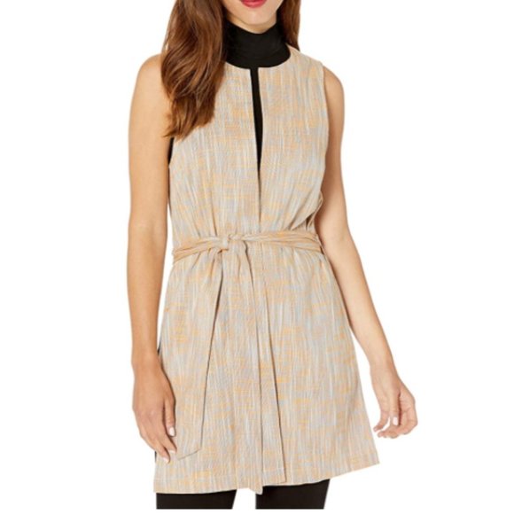 BCBG Dresses & Skirts - NWT BCBG Basket Weave Tie Waist Vest Dress